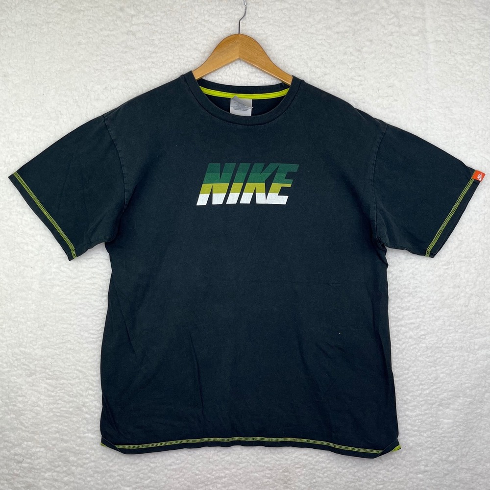 Nike Mens Graphic T-Shirt Black Green Logo Contrast Stitch Crewneck XL